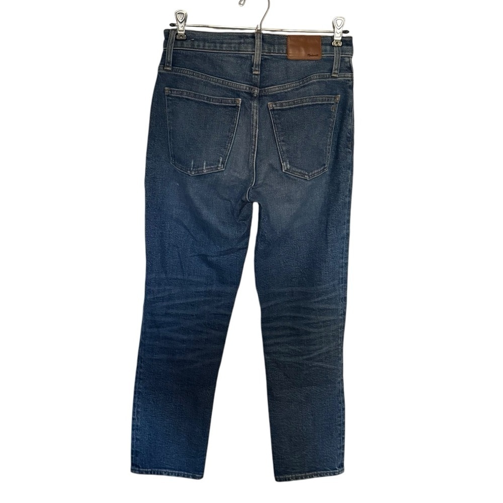 Madewell Mid-Rise Classic Straight Jeans in Carsondale Wash - Picture 4 of 7